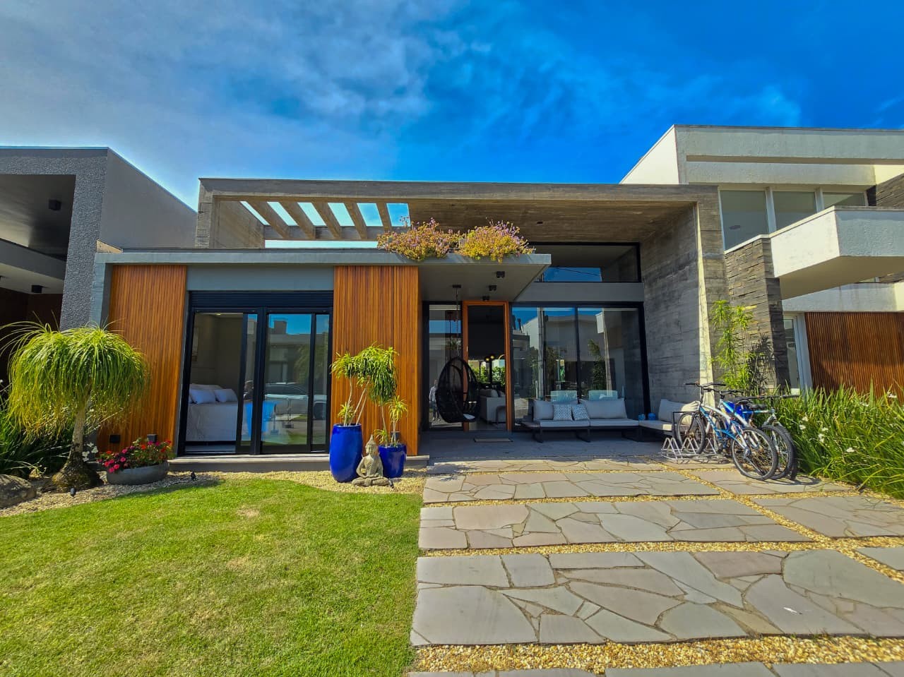 Imagem do imóvel Casa em condomínio 4 dormitórios, Xangri-lá  em Xangri-lá referência 106