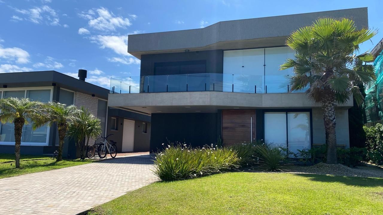 Imagem do imóvel Casa em condomínio 3 dormitórios à venda em Capão Da Canoa referência 14