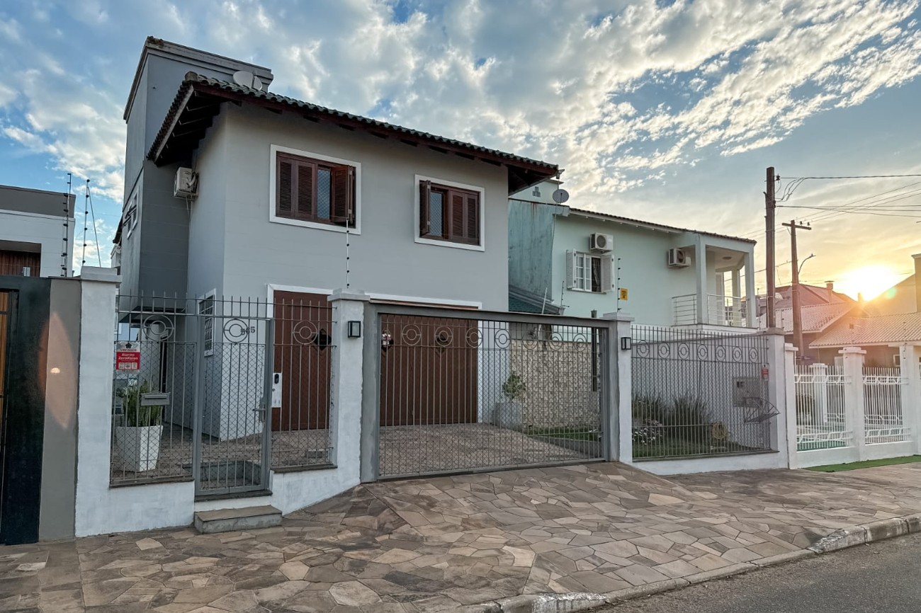 Imagem do imóvel Sobrado 3 dormitórios, Moinhos De Vento em Canoas referência 171