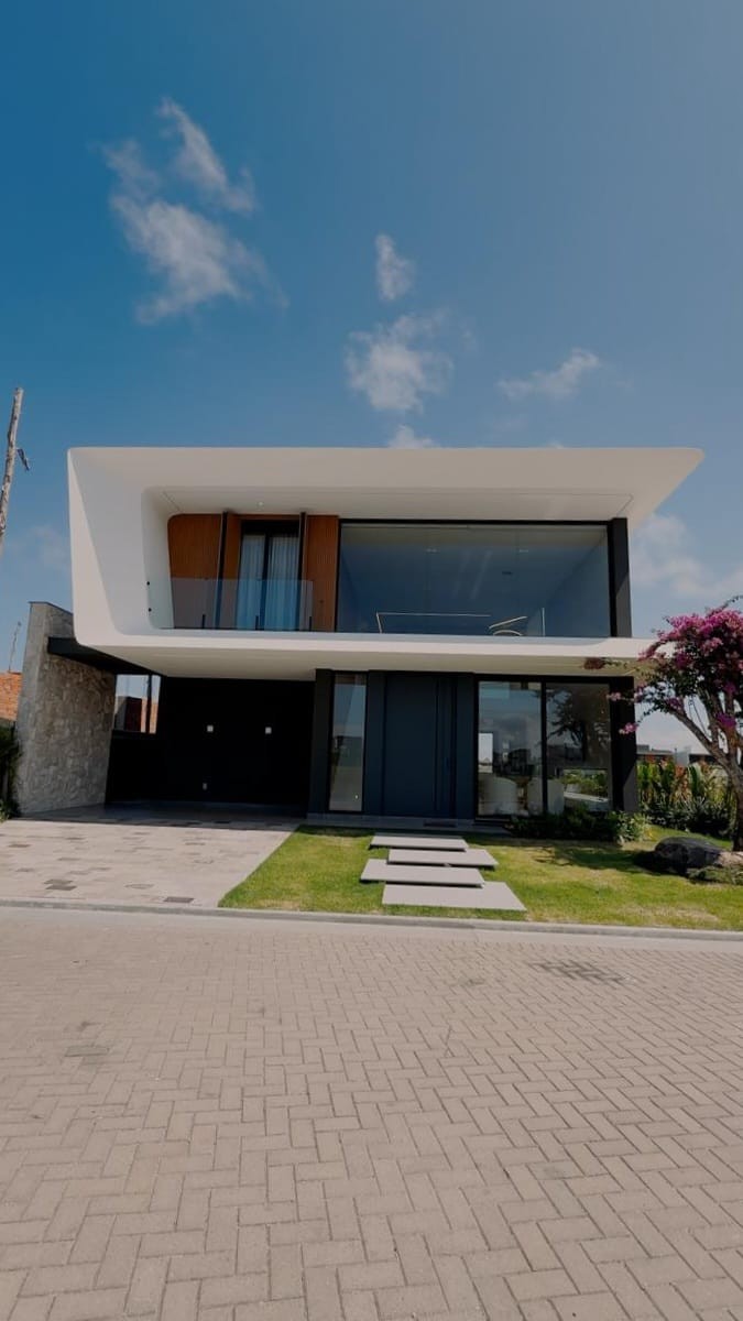 Imagem do imóvel Casa em condomínio 5 dormitórios, Centro em Xangri-lá referência 192