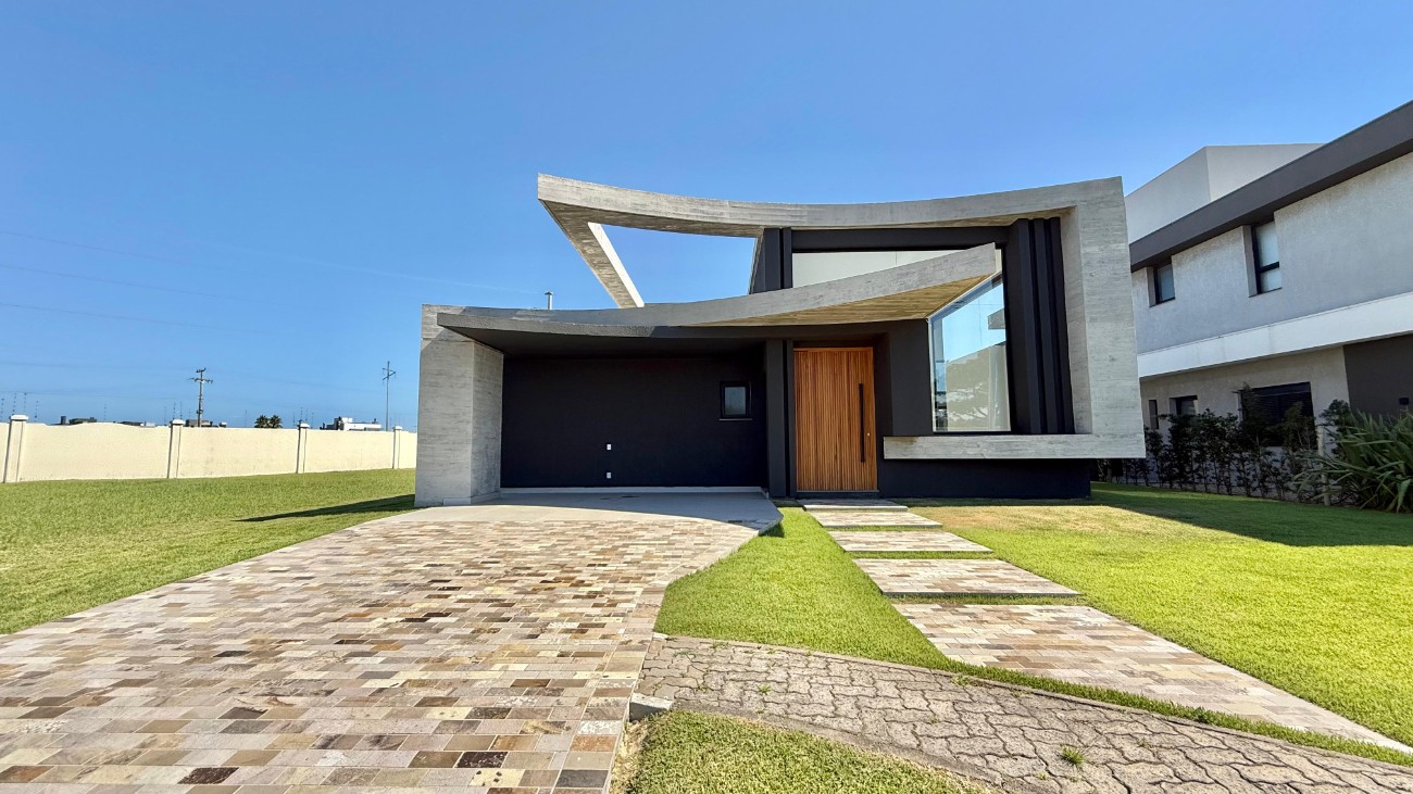 Imagem do imóvel Casa em condomínio 4 dormitórios, Parque Antártica  em Capão Da Canoa referência 200