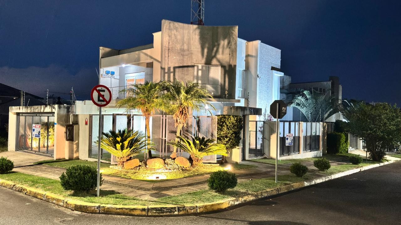 Imagem do imóvel Sobrado 3 dormitórios, Moinhos De Vento em Canoas referência 204