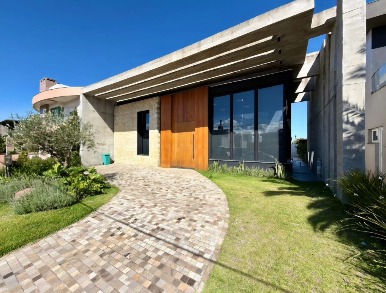 Imagem do imóvel Casa 4 dormitórios, Morada Do Sol em Capão Da Canoa referência 243