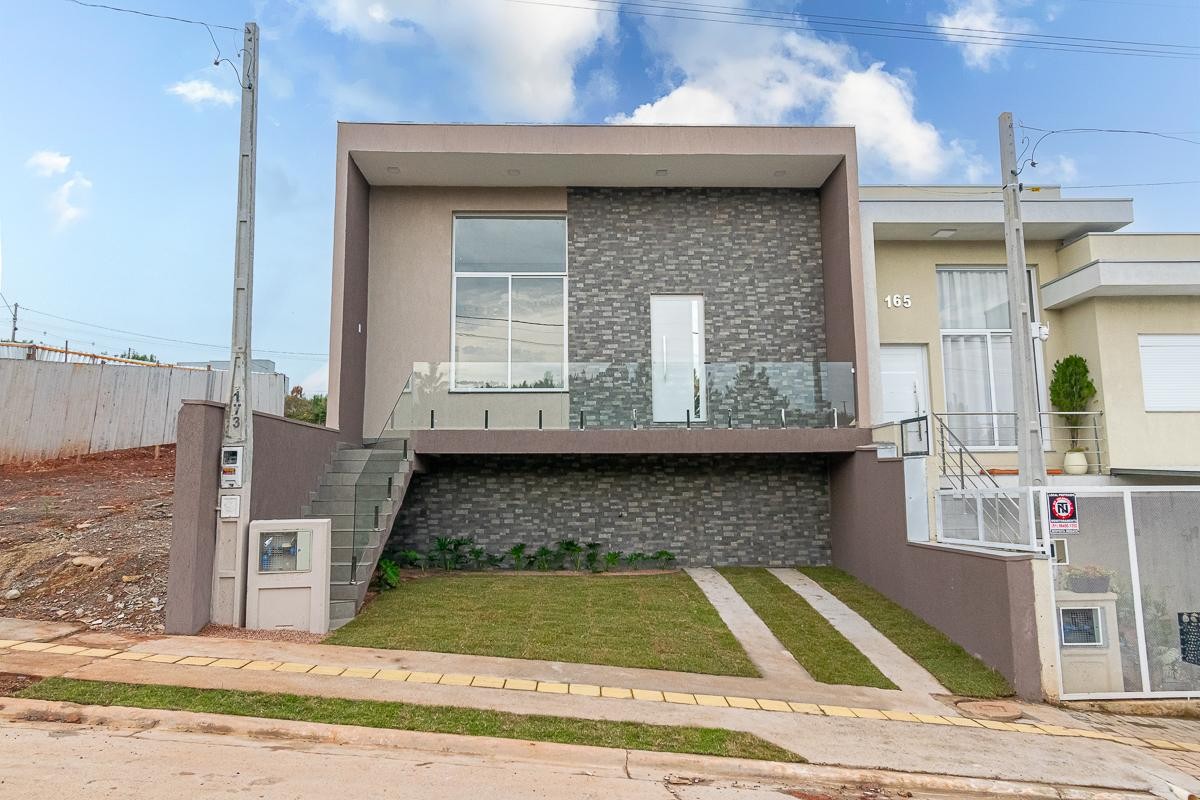 Imagem do imóvel Casa 3 dormitórios, Centro em Gravataí referência 521