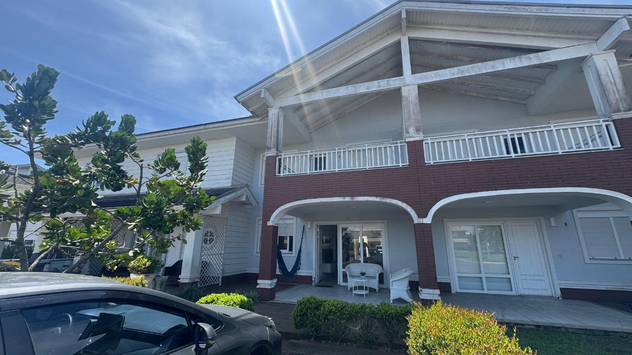 Imagem do imóvel Casa em condomínio 4 dormitórios, Centro em Xangri-lá referência 97